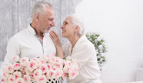 Los hombres casados envejecen mejor que las mujeres